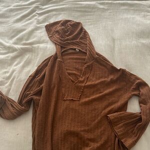 Wishlist Sweater Size M/L